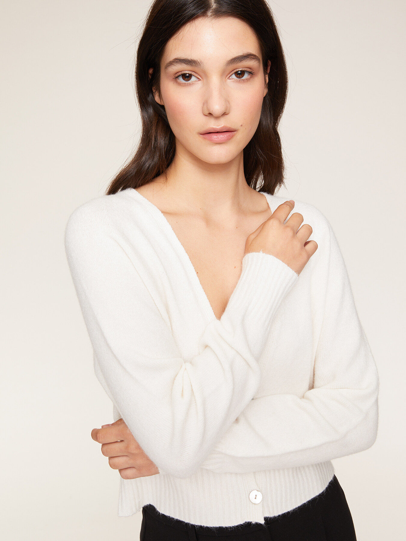 Short knit cardigan image number 2