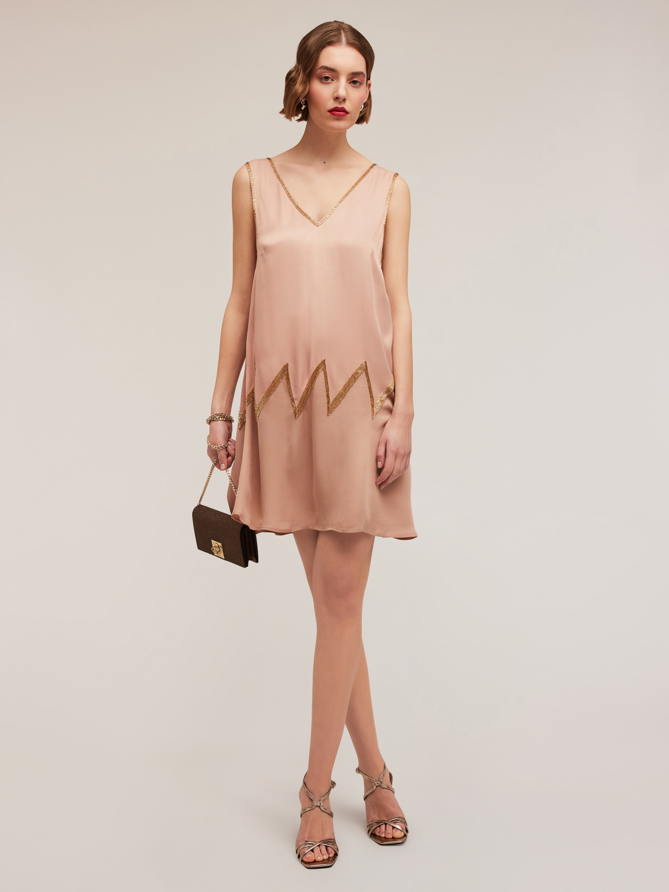 Besticktes Kleid aus Viskosesatin image number 0