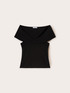 T-shirt off-shoulder image number 4