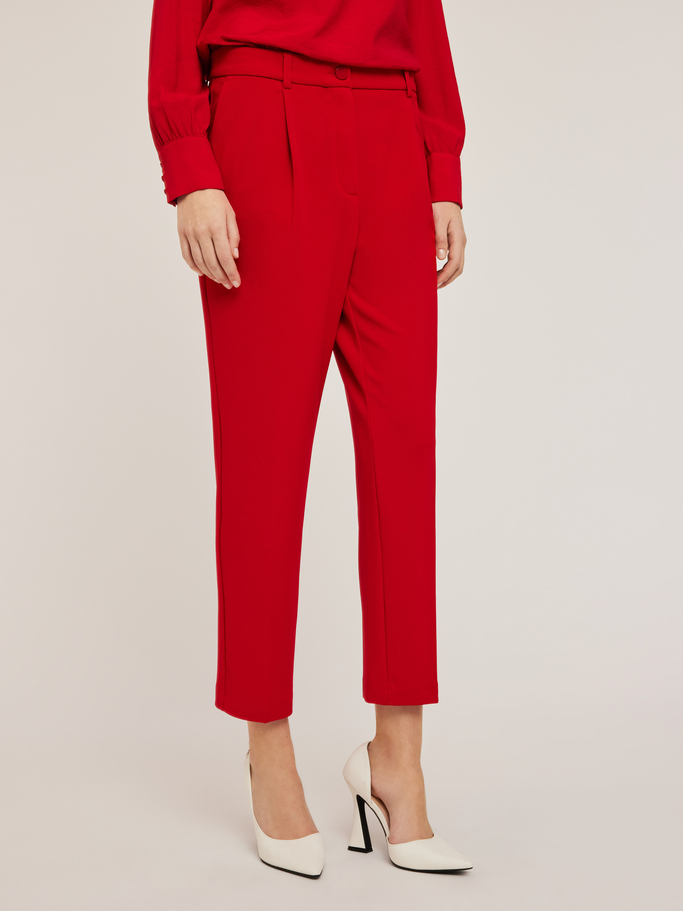 Regular fit trousers in crepe fabric image number 2