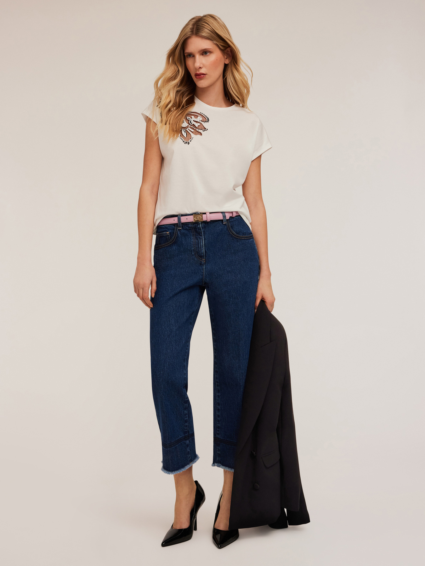 T-shirt a kimono con ricamo in tulle image number 3