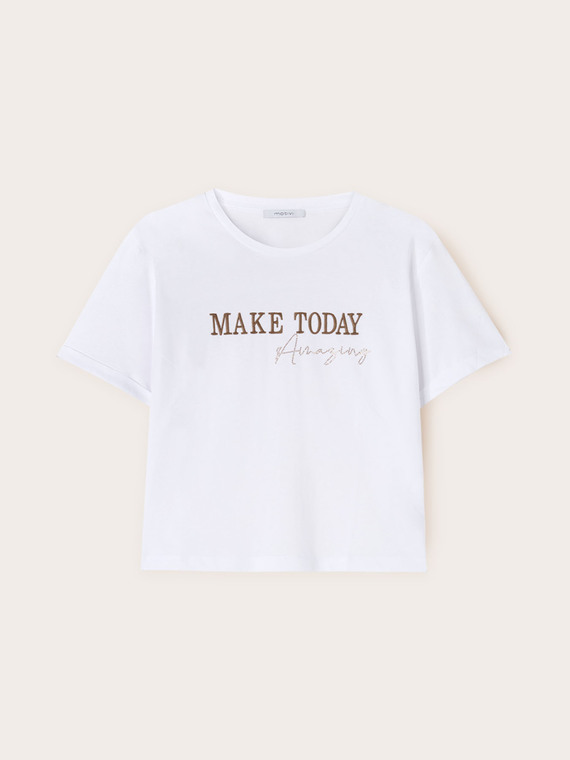 T-shirt boxy con scritta ricamata