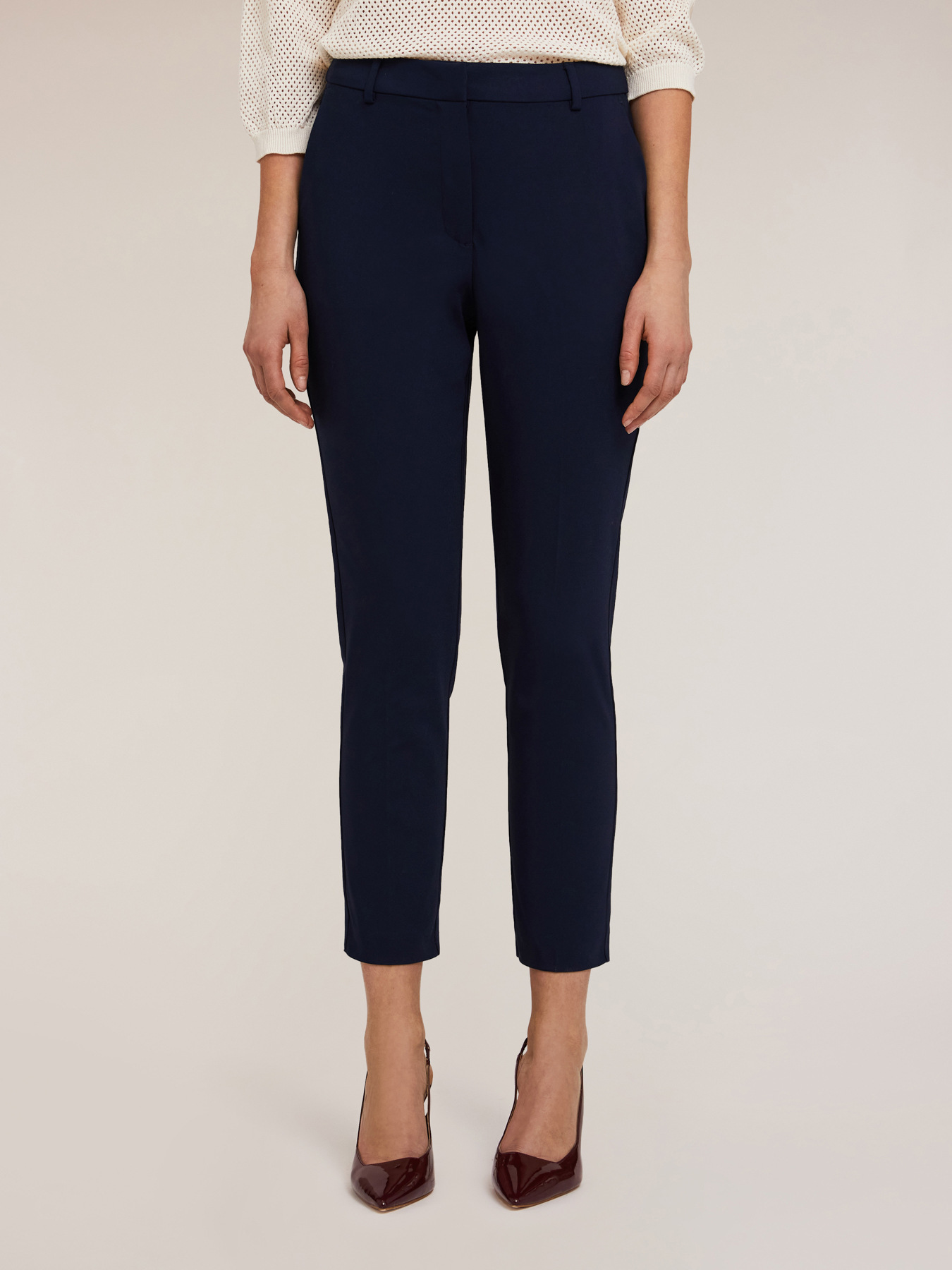 Pantal&oacute;n regular de tejido t&eacute;cnico image number 0